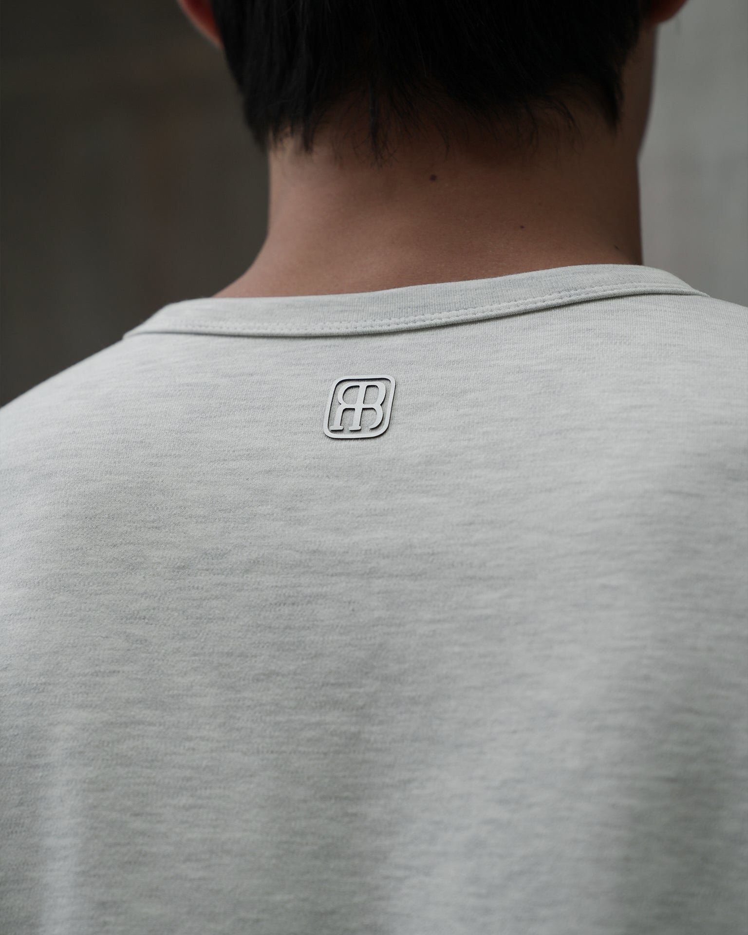 DANDY COSMO | Muscle Fit Henry Neck On Cloud T-Shirt